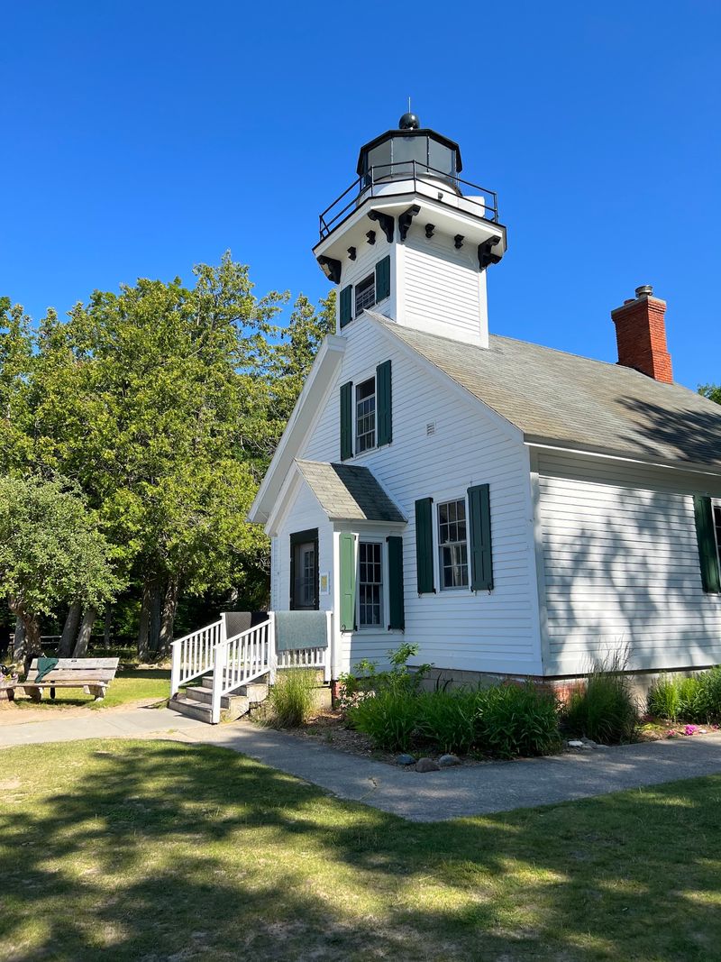 Mission Point Lighthouse Park, Traverse City