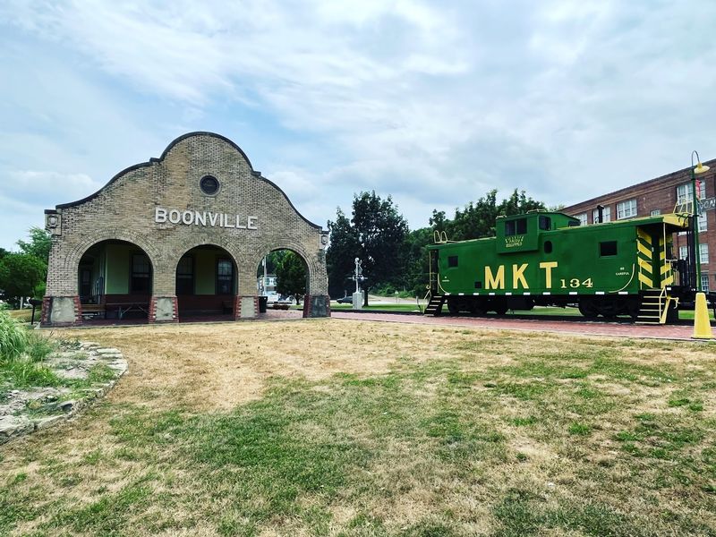 Boonville: Katy Trail and Historic Depot