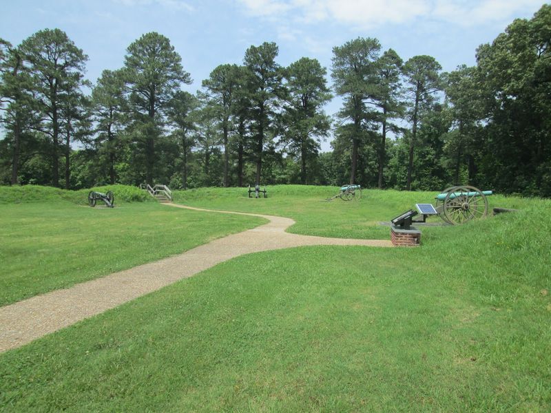 Petersburg National Battlefield: Find Your Woodland Pace