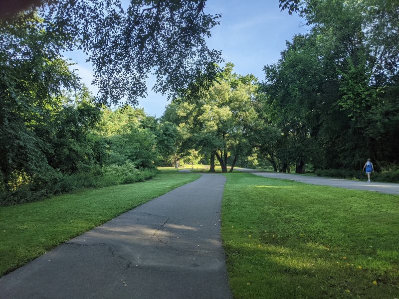 Saddle River County Park Bike Path: Let the River Set the Pace