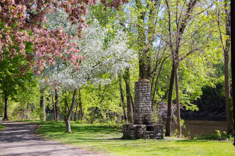 Anoka: Rum River Trail and Akin Riverside Park