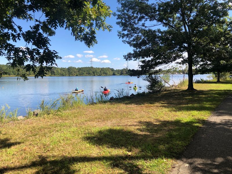 Mercer County Park: Swap Riverbanks for Lake Views