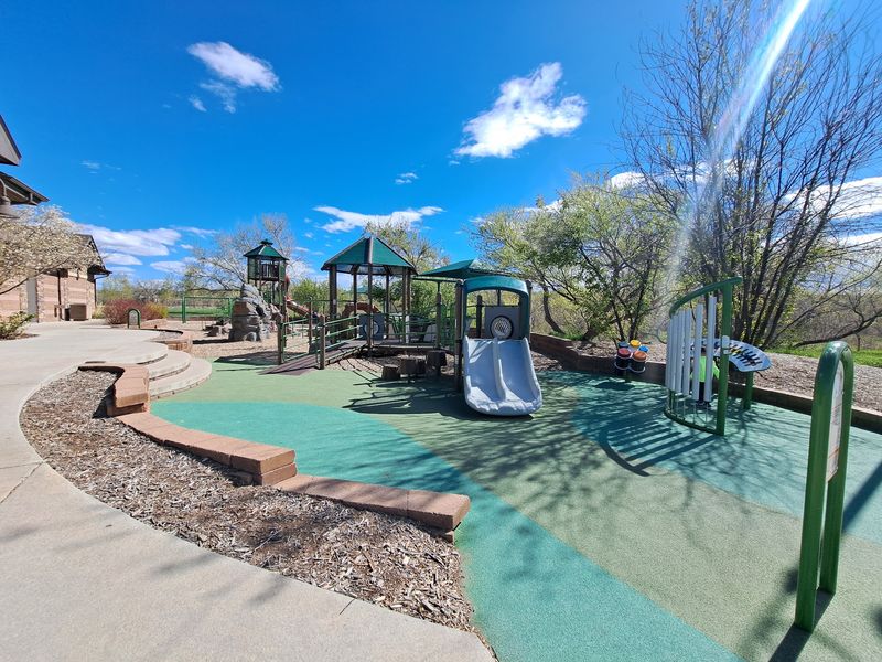 Piney Creek Trail: Finish With a Neighborhood Stroll