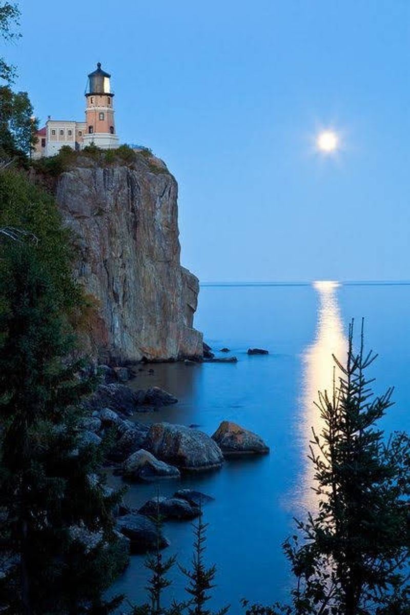 Split Rock Lighthouse State Park: Day Hill Trail