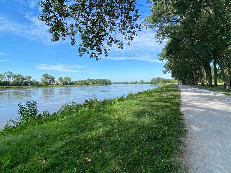 Parkville: English Landing Park