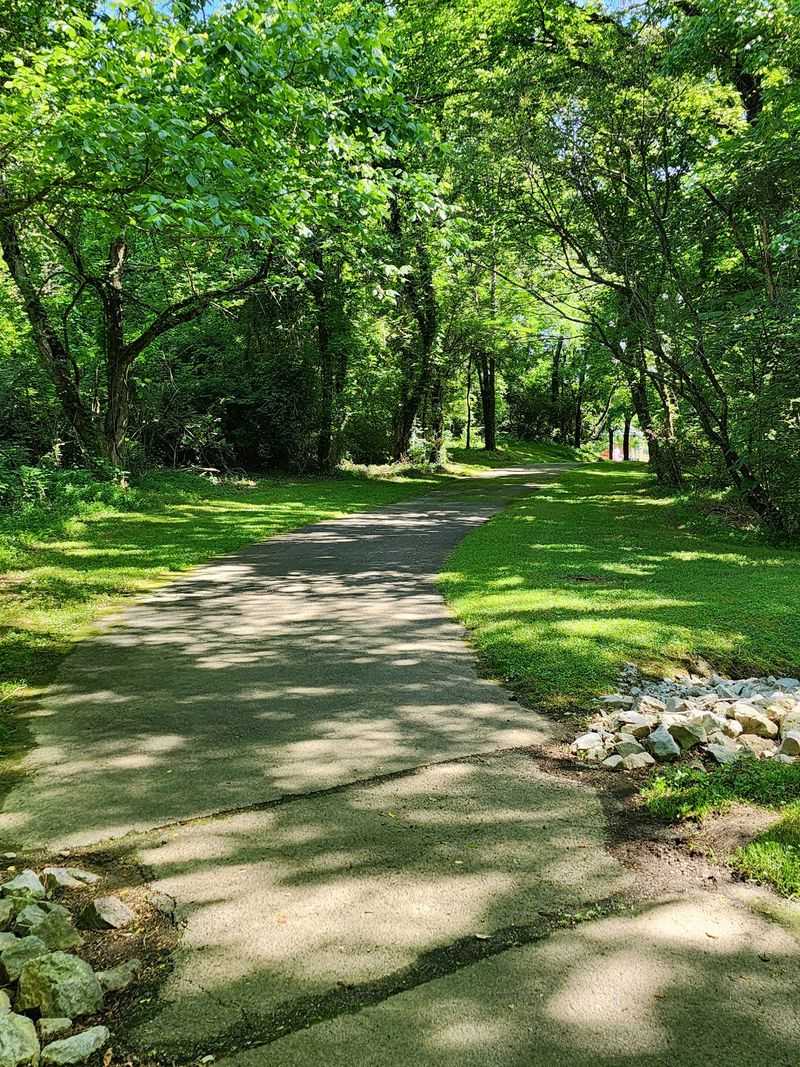 Suttree Landing Park, Knoxville: Small Loop Energy